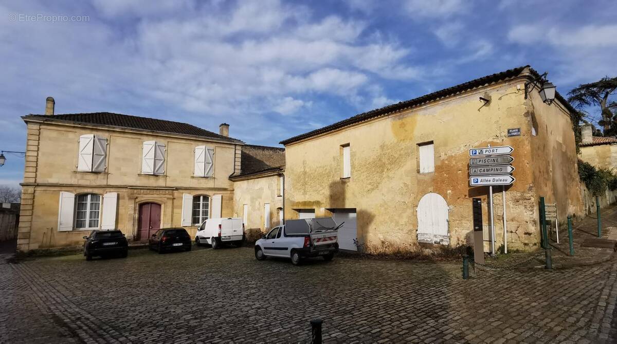 Maison à BOURG
