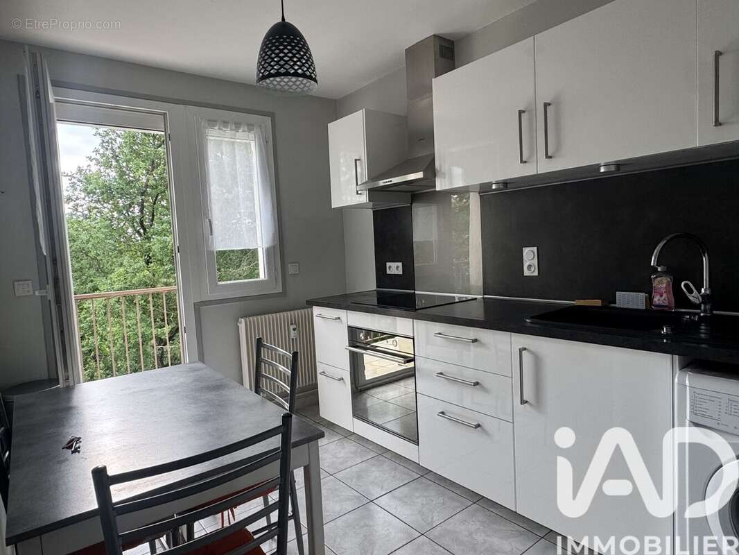 Appartement 72 m² à Feurs  - photo 8