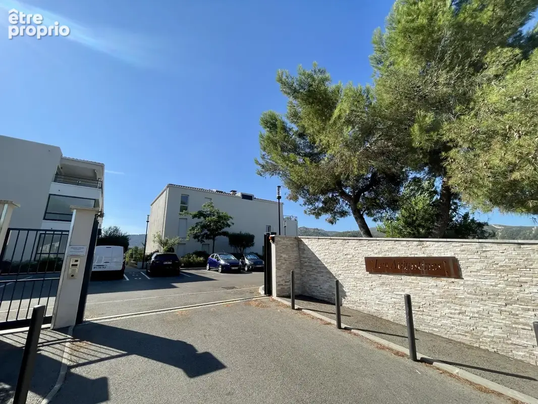 Appartement à MARSEILLE-11E