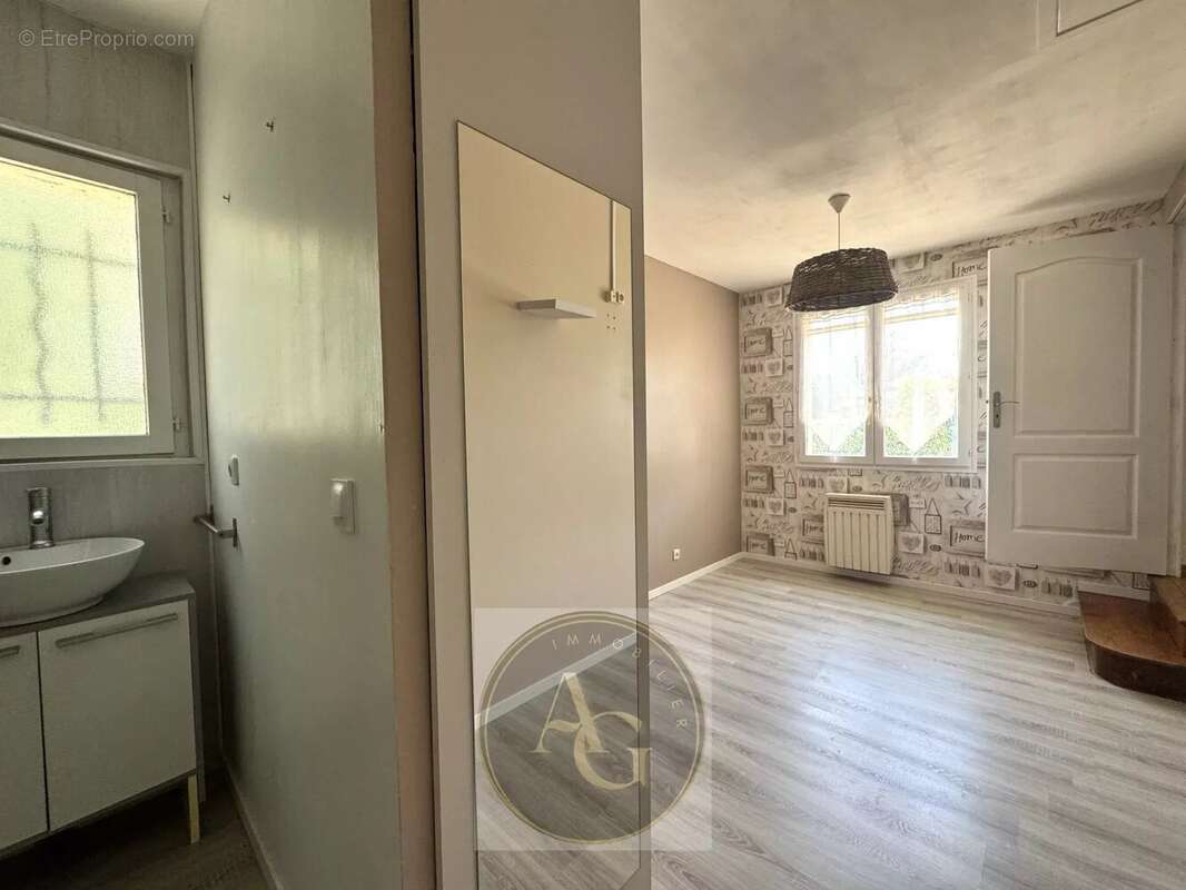 Maison T4 avec piscine et dépendance à Villeneuve la comptal - photo 9