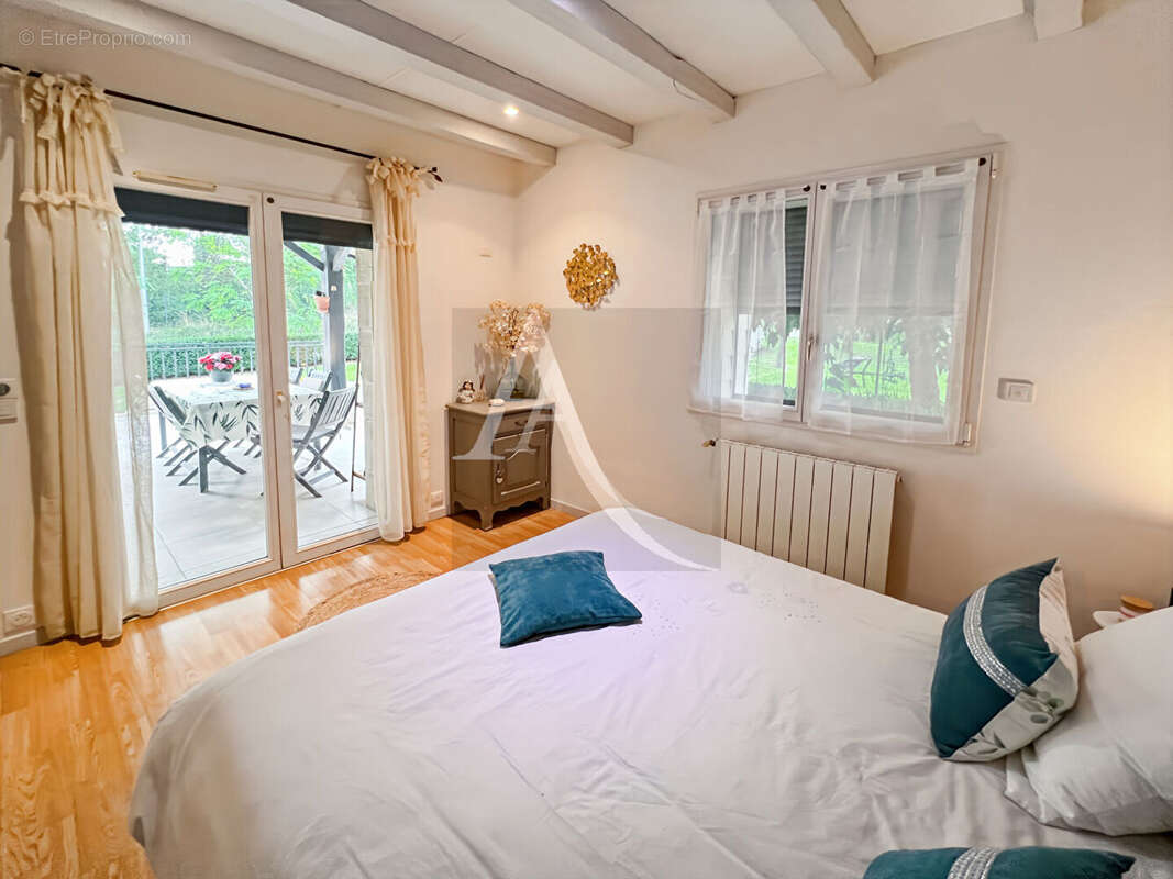 Maison à MONSEMPRON-LIBOS