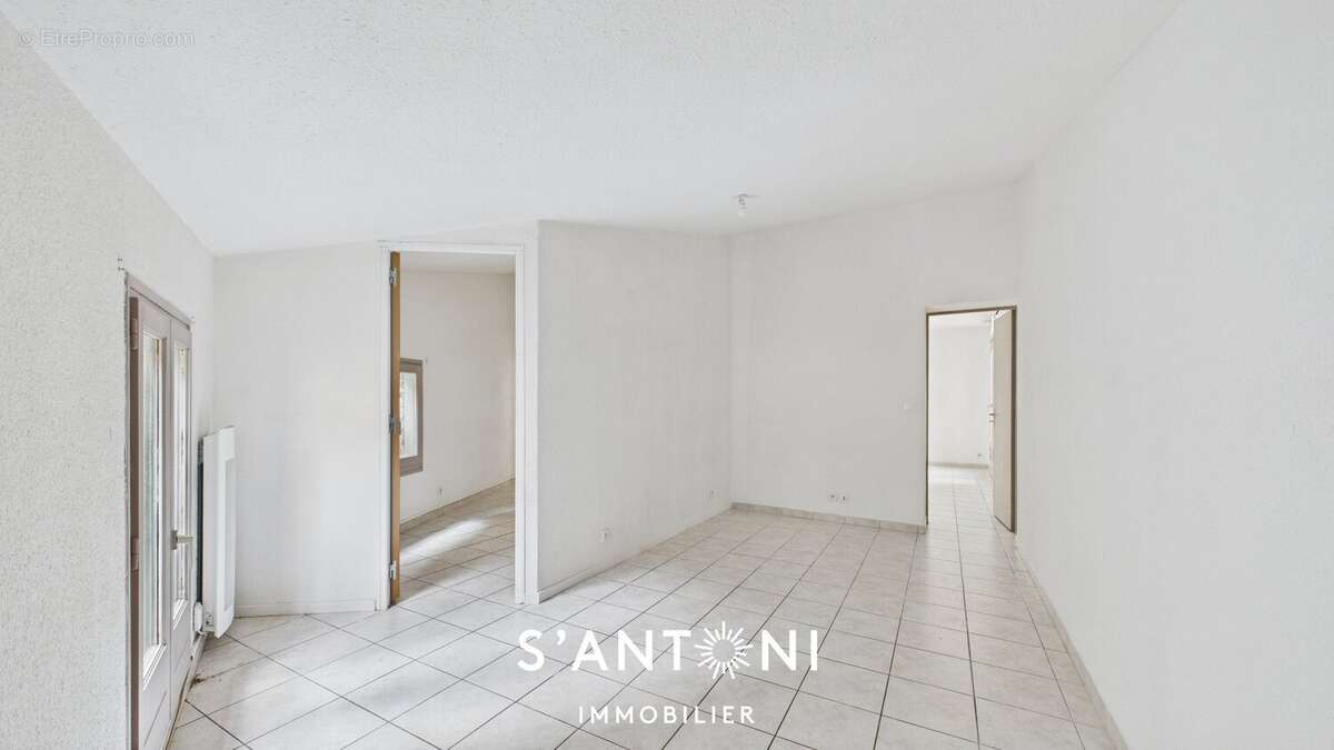 Appartement à PEZENAS