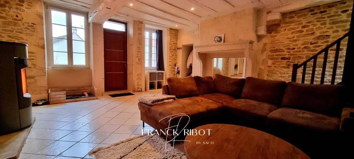 Photo 3 - Maison à AVALLON