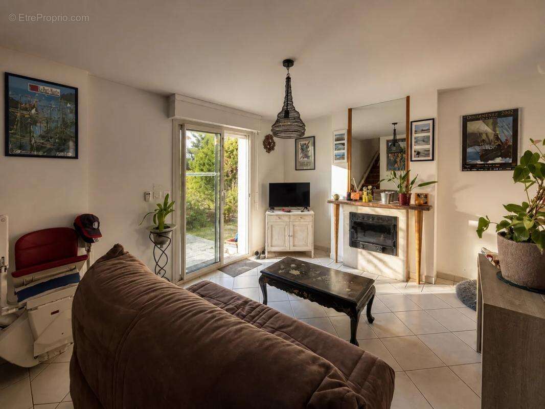 Maison de 8 pièces de 141 m² à La Chapelle-Saint-Laurent - photo 11