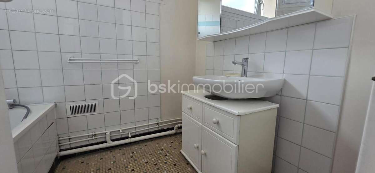 Appartement à CORBEIL-ESSONNES