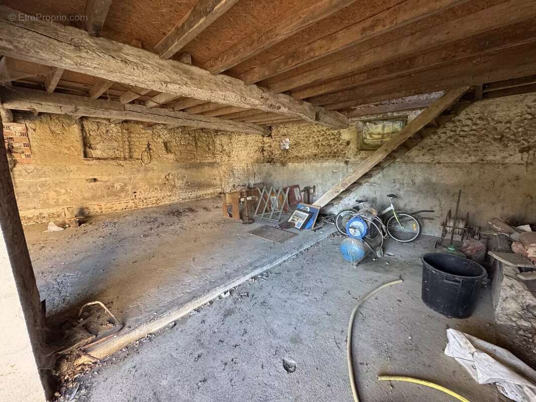 Maison à TRIE-SUR-BAISE