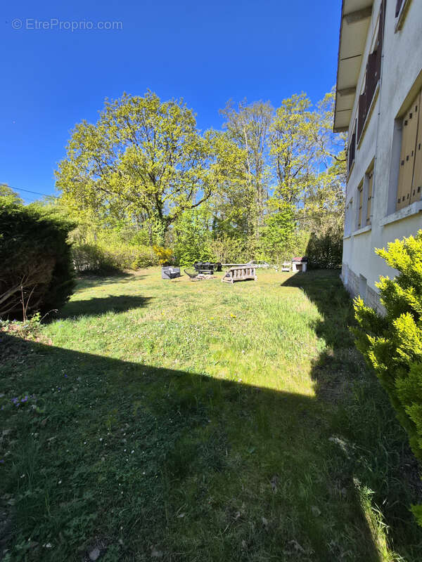 Appartement à VILLIERS-SAINT-FREDERIC