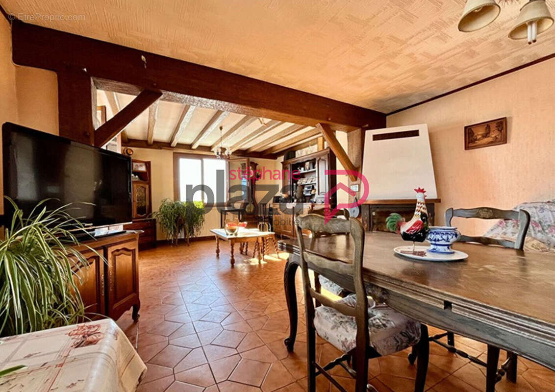 Maison à LA CHAUX-DU-DOMBIEF