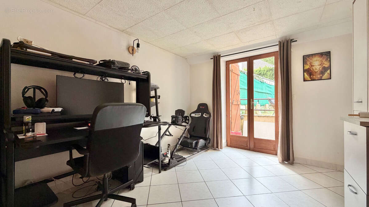 Maison 95m² à corbeil-essonnes - photo 12