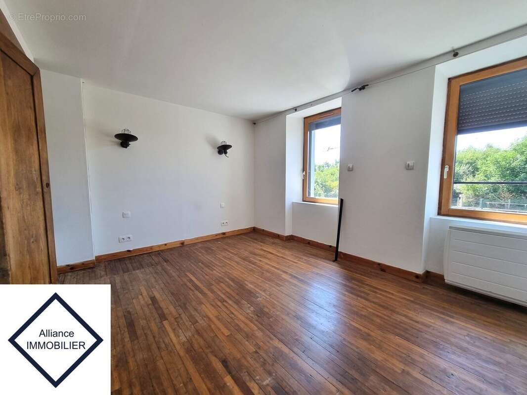 Maison 100 m² à Montauban-De-Bretagne  - photo 5