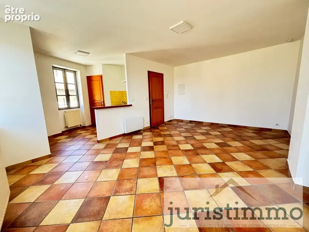 Appartement à PONT-SAINT-ESPRIT