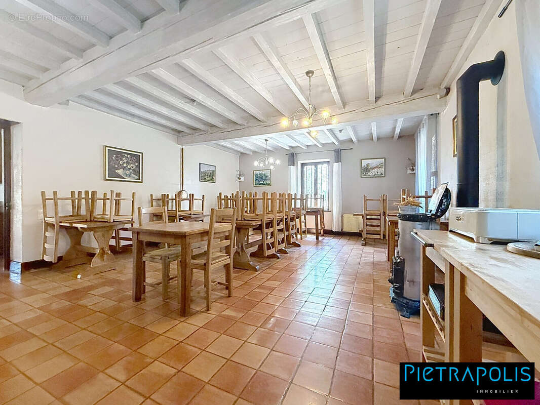 Maison 220 m² à Amberieux-En-Dombes  - photo 3