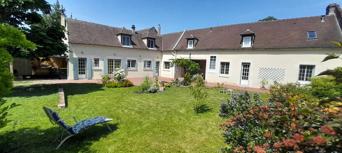 Maison à GRANDFRESNOY