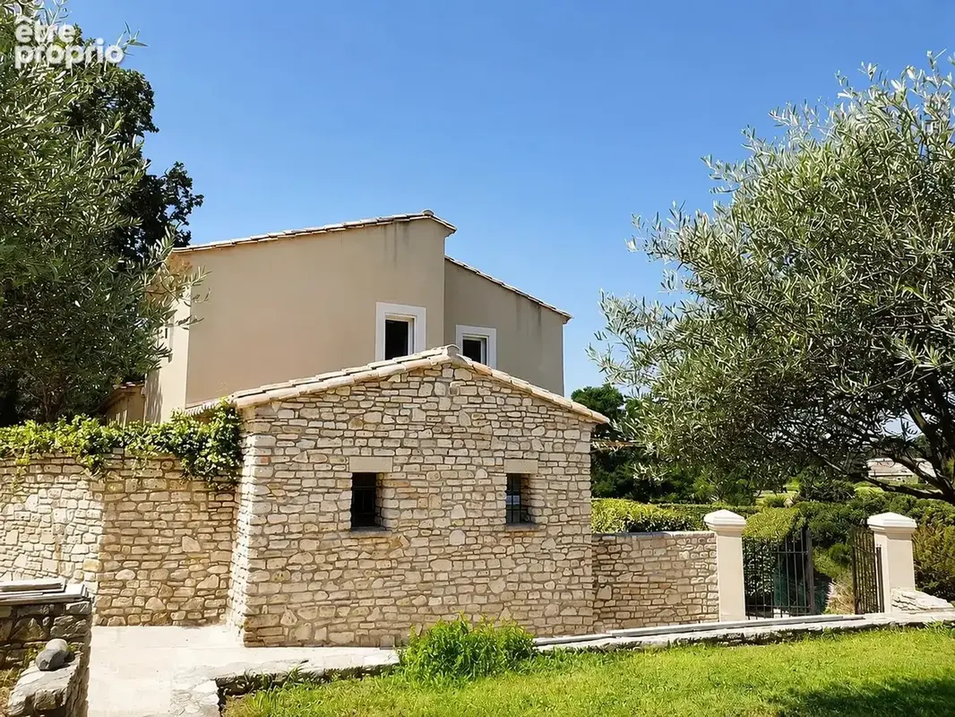 Maison 4 pièces 199 m² à vendre à Saint-Hippolyte-De-Montaigu (30700) - photo 3