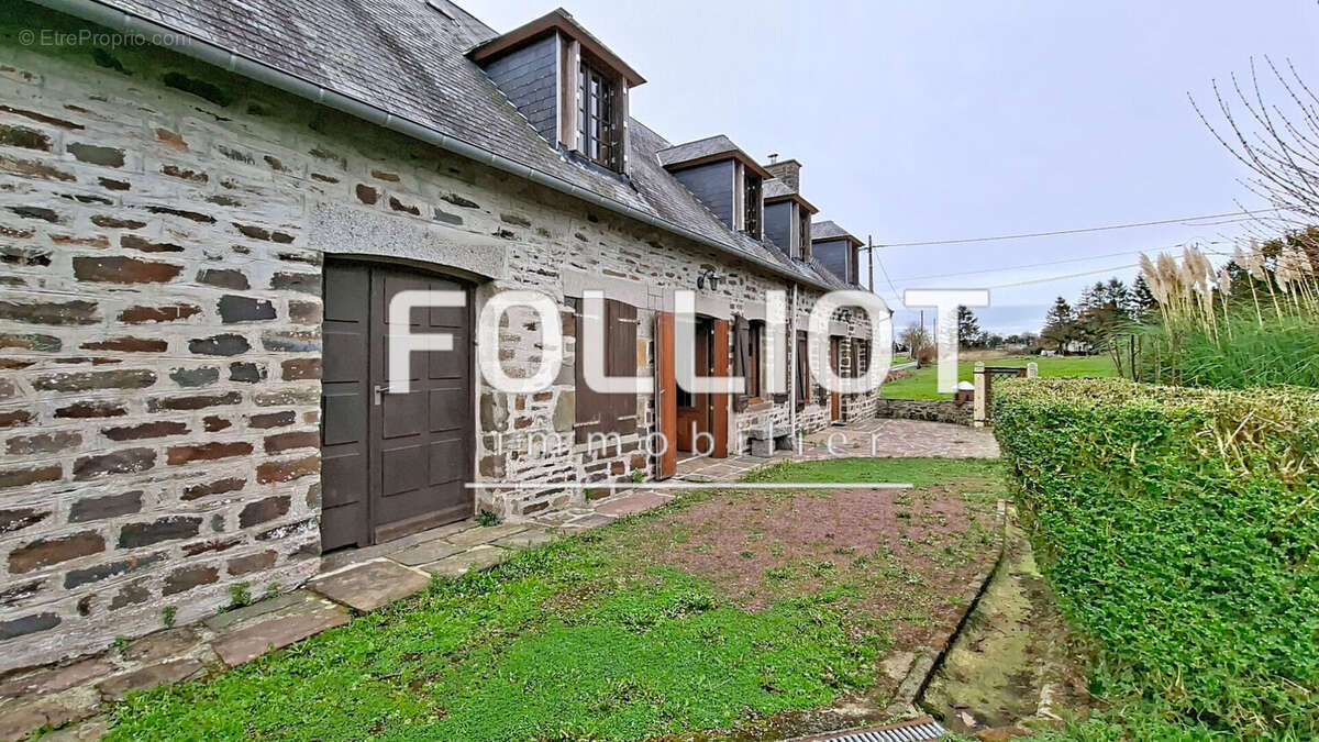 Maison à CHAMPREPUS