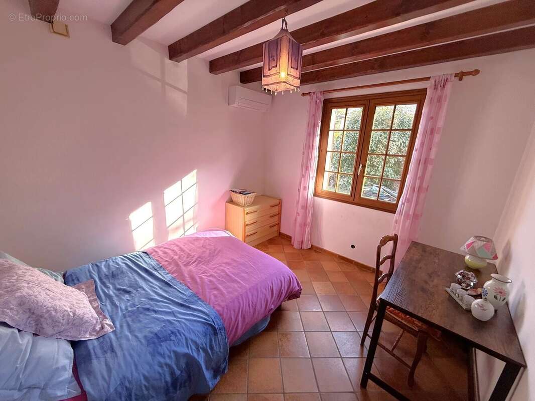 Maison à CHAMP-SUR-DRAC