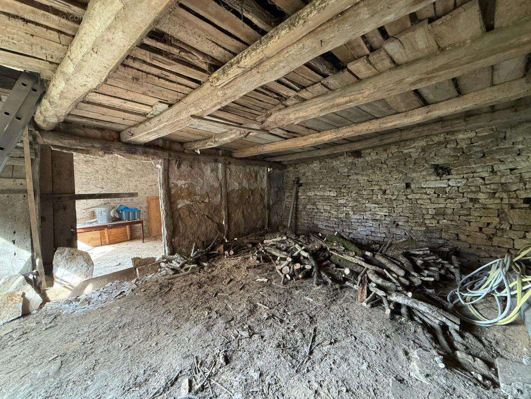 Maison à GISSEY-SOUS-FLAVIGNY