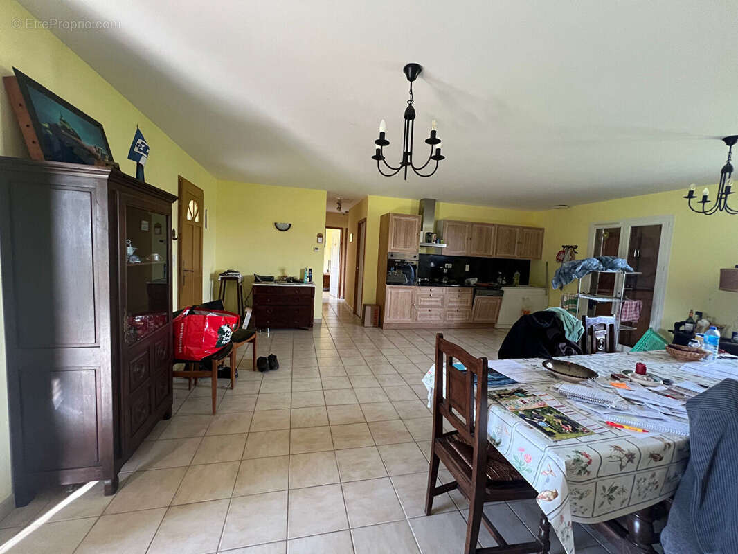 Maison à AUX-AUSSAT