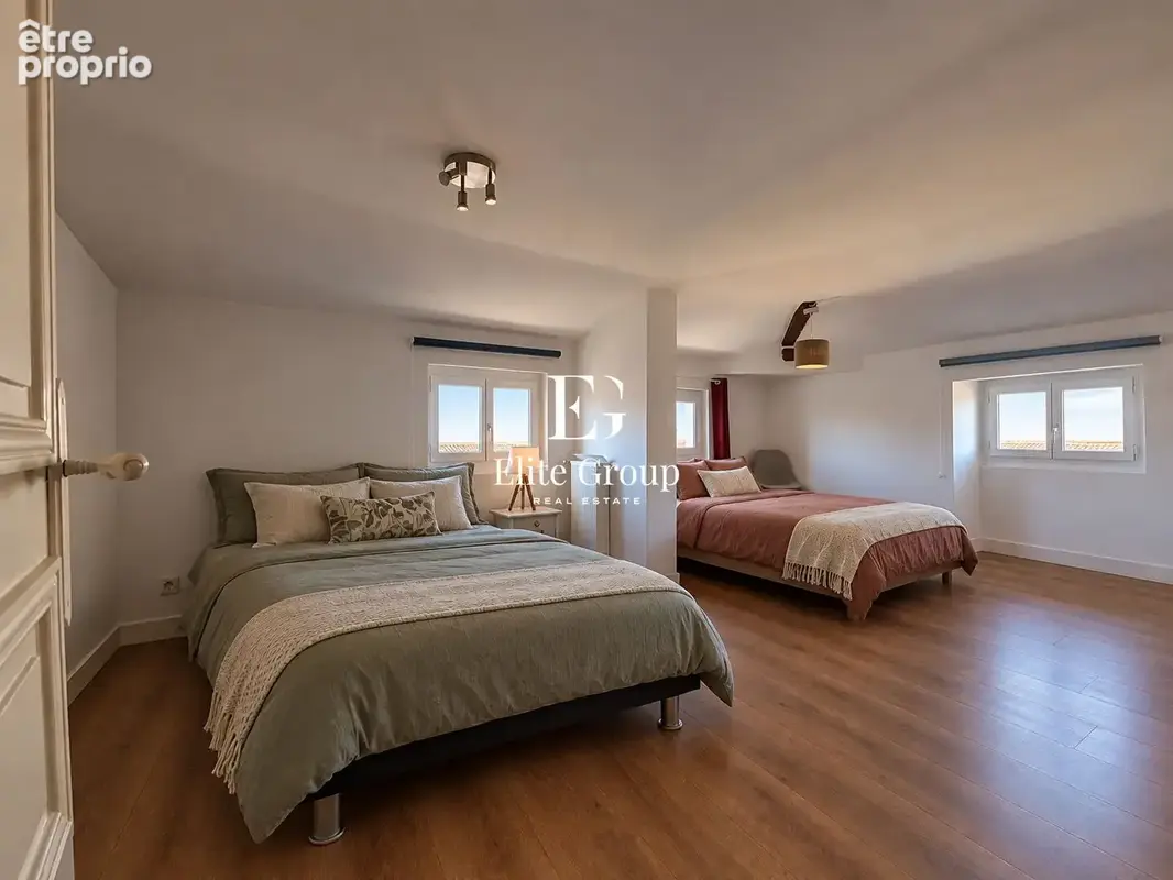 A VENDRE Maison de ville Cognac rue piétonne 3 pièces 81 m² - photo 10