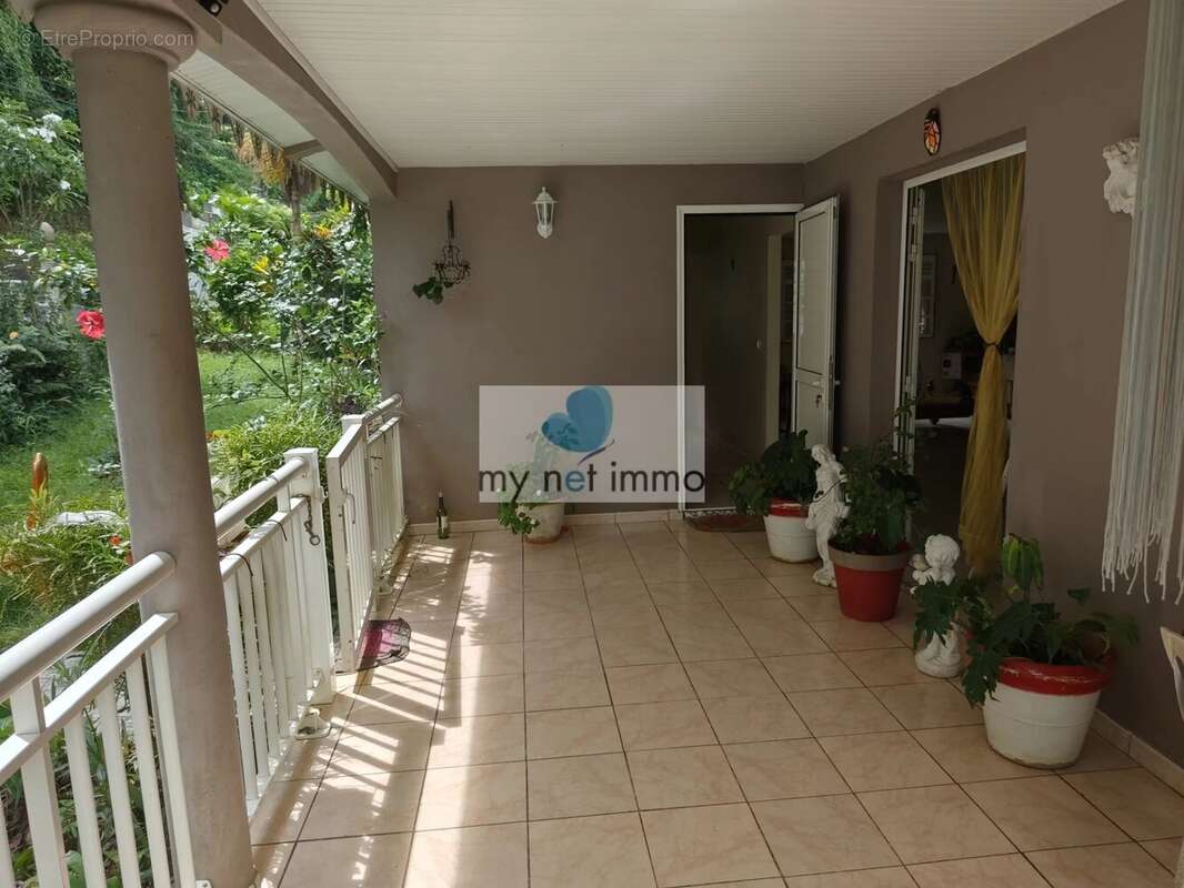 Maison à LE LAMENTIN