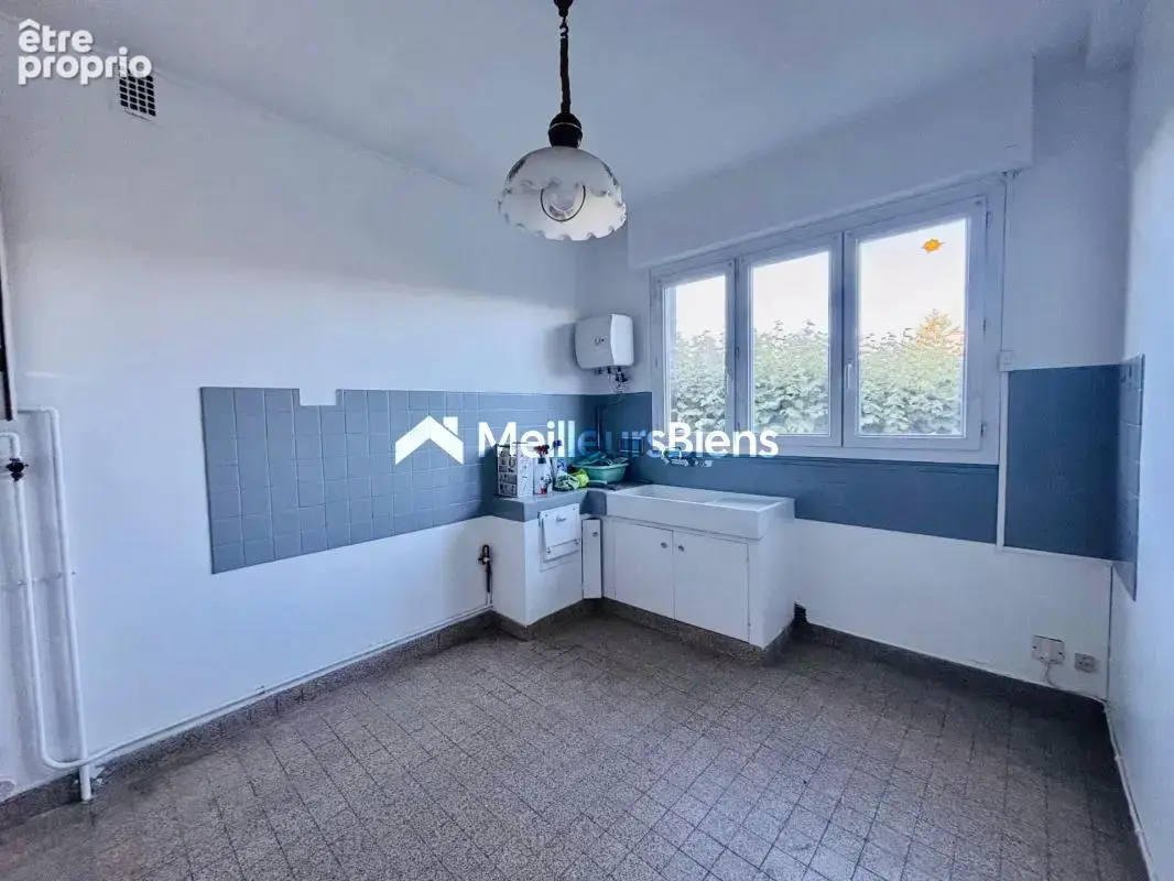 Appartement T4 lumineux avec 3 chambres à GIEN - photo 8