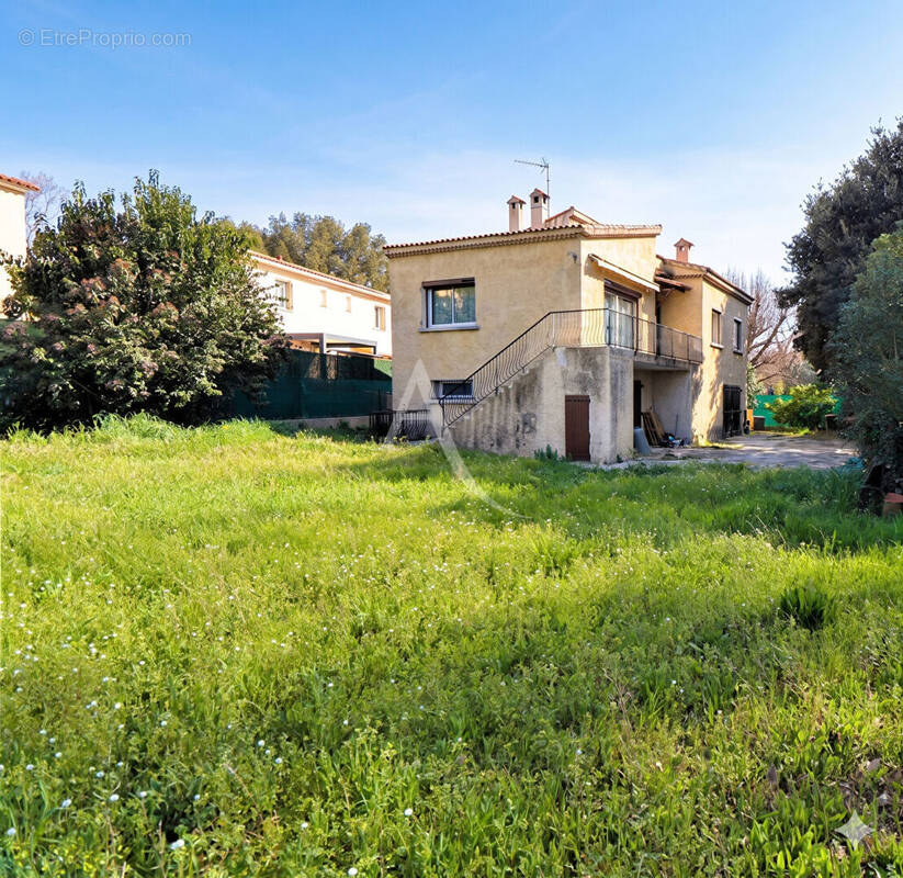 Maison à MARSEILLE-12E