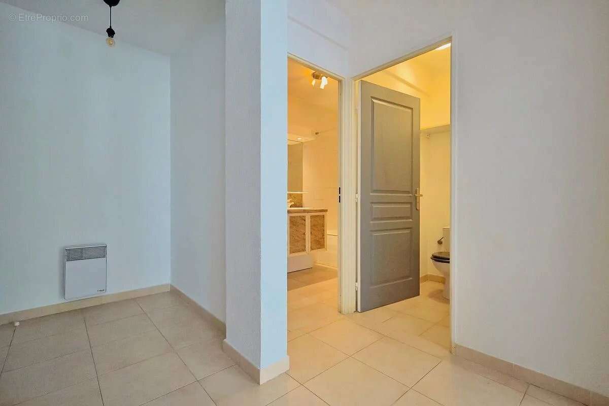Appartement à LE CANNET