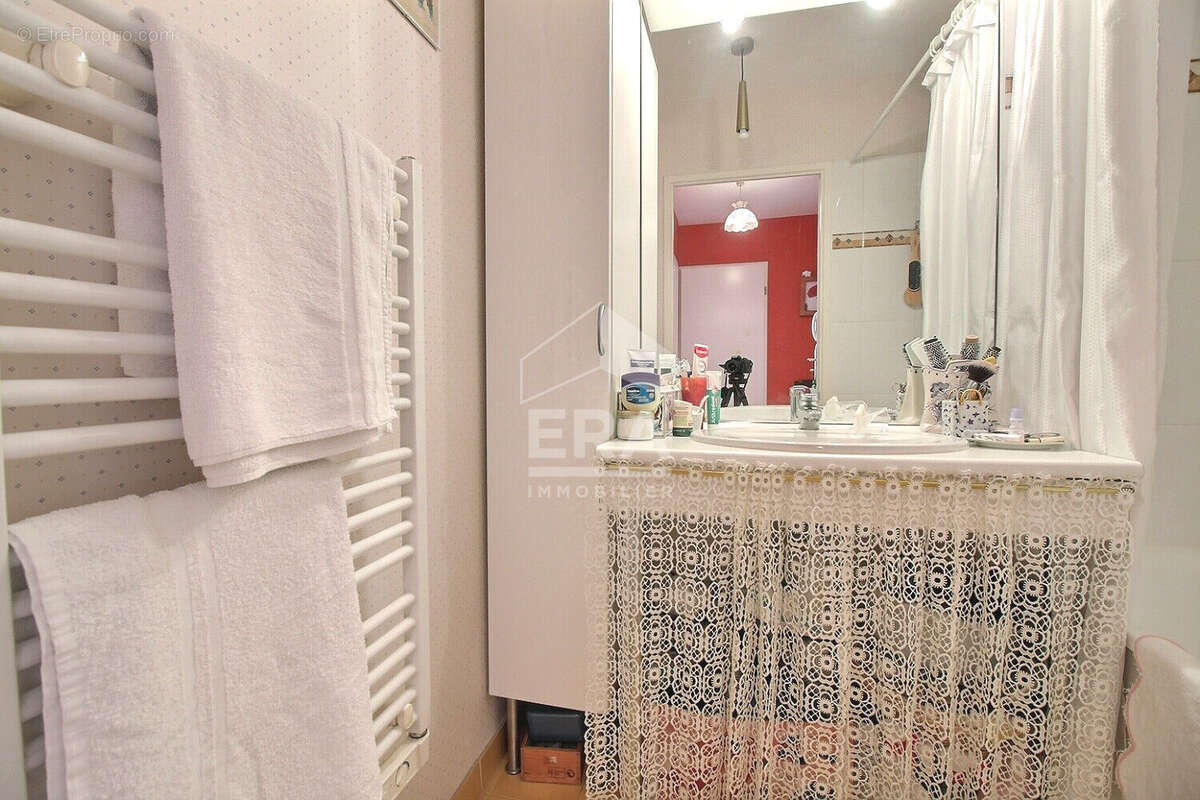 Appartement à SAINT-OUEN