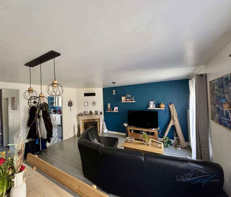 Maison à JANVILLE-SUR-JUINE