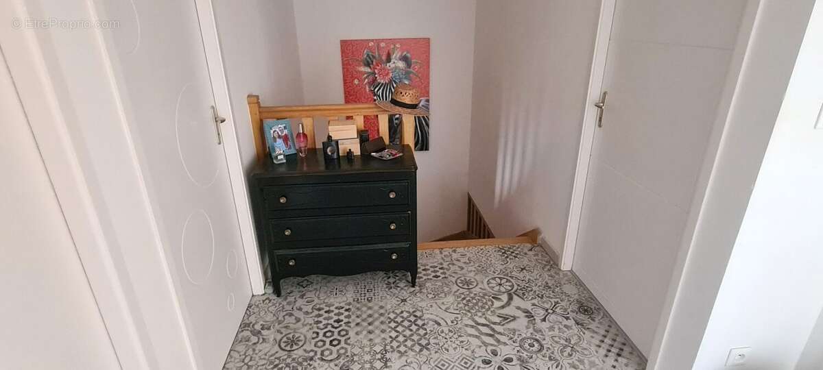 Maison 111 m² à Sainte-Soulle  - photo 6