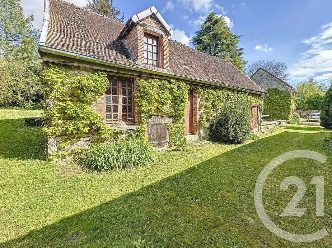 Maison à LA SAULSOTTE