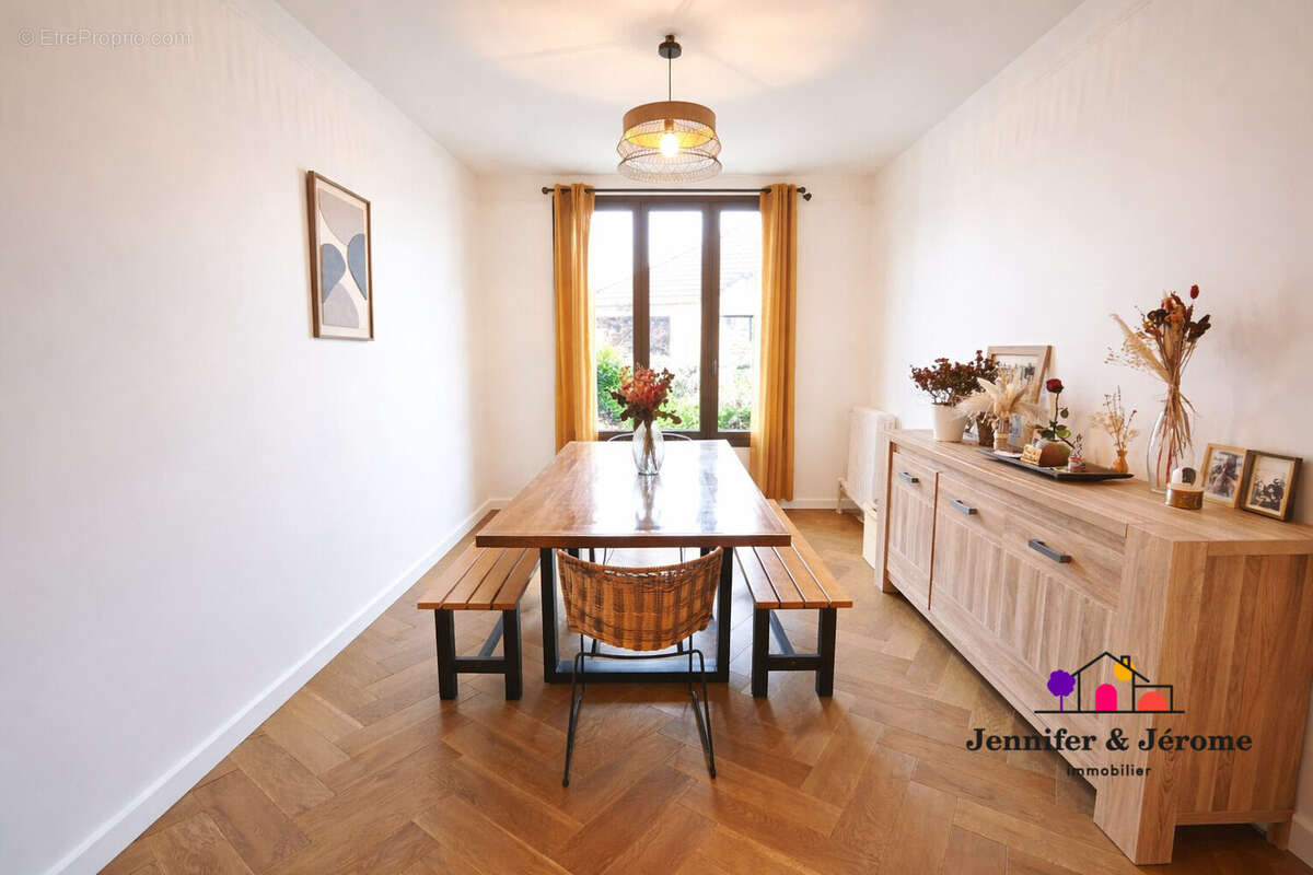 Maison à MONTMORENCY