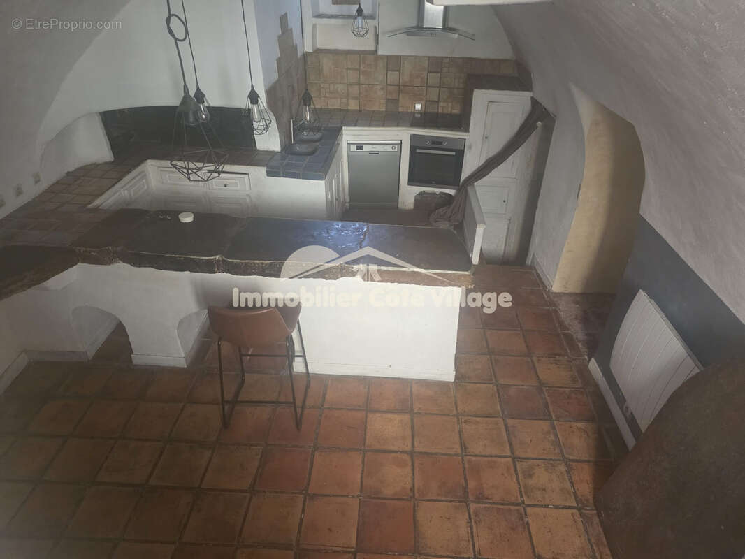 Appartement à TOUET-DE-L'ESCARENE