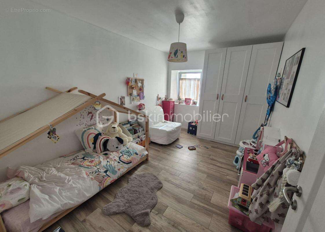 Maison à VILLIERS-AU-BOUIN