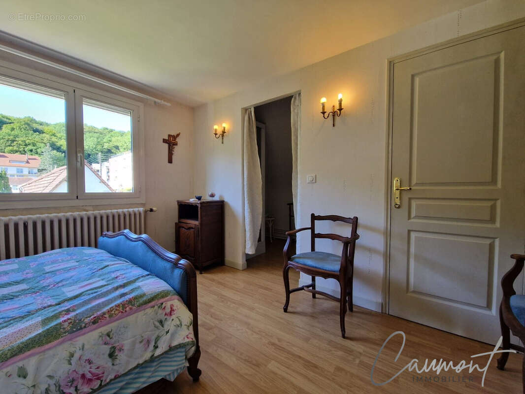 Maison 262 m² à Caudebec-En-Caux  - photo 9