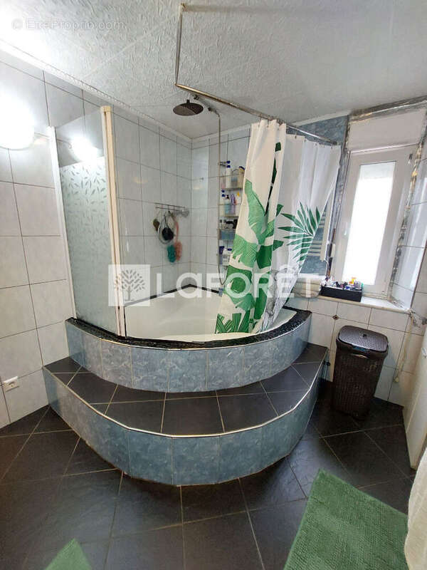 Maison à AUDUN-LE-TICHE