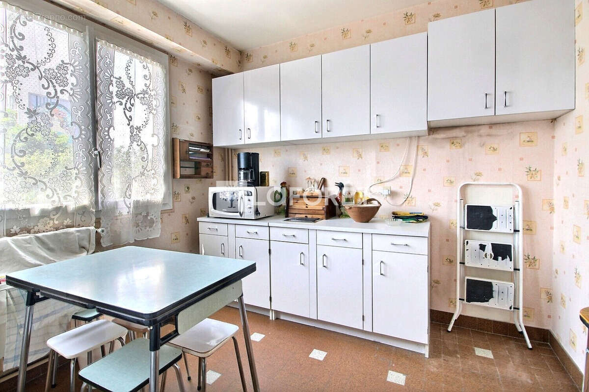 Appartement à GENNEVILLIERS