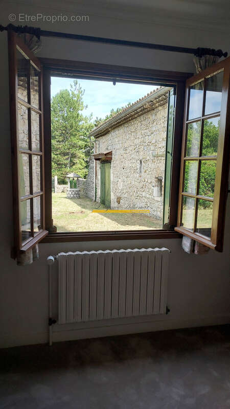 Maison à LA COUCOURDE