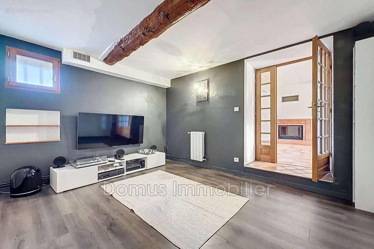 Maison à SAINT-SATURNIN-LES-AVIGNON