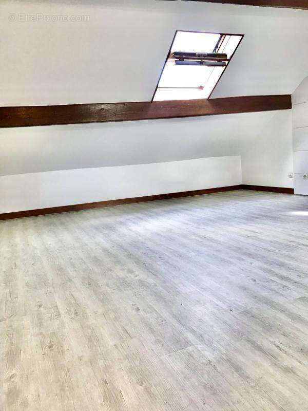 Appartement à TORCY