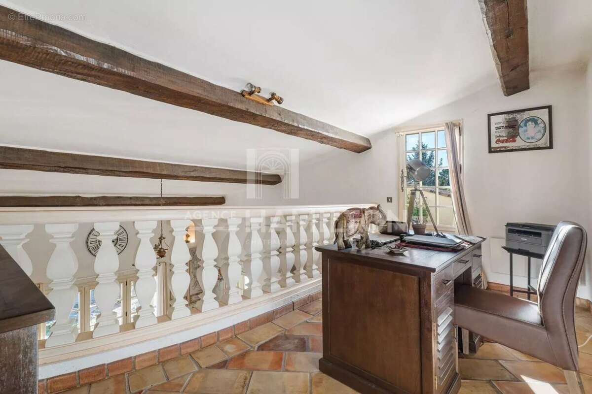 Villa vue mer avec appartement independant - photo 11