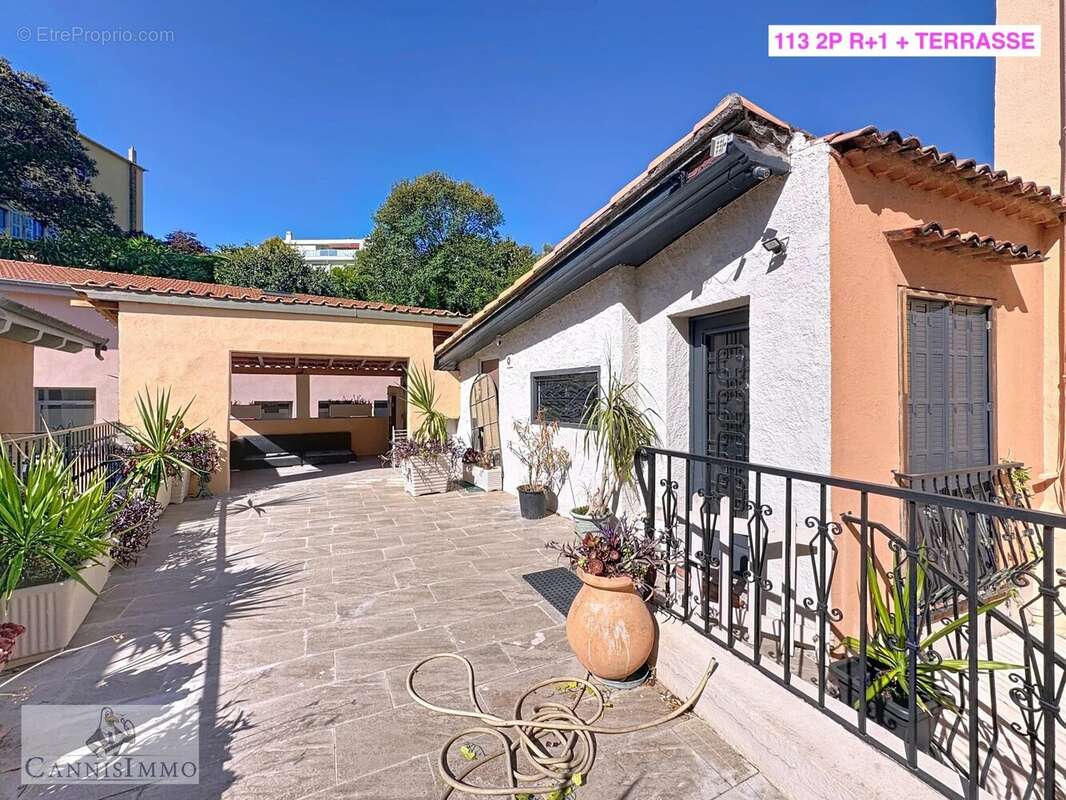2 immeubles a renover avec piscine cannes - photo 31