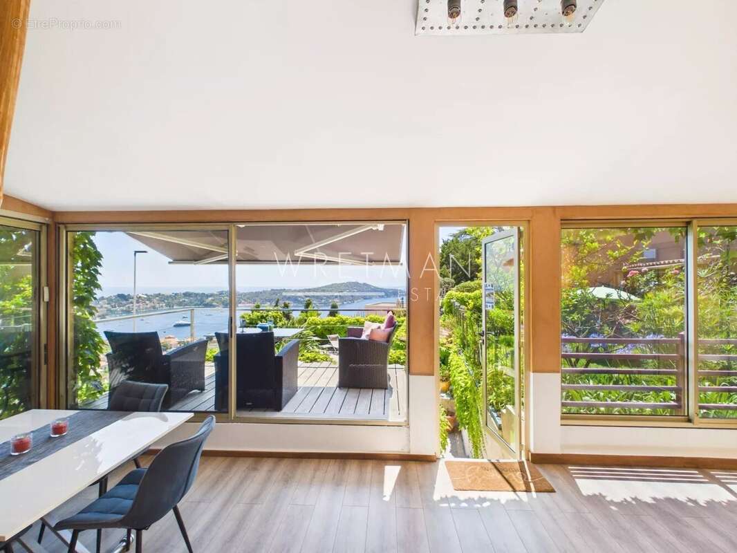 Appartement à VILLEFRANCHE-SUR-MER