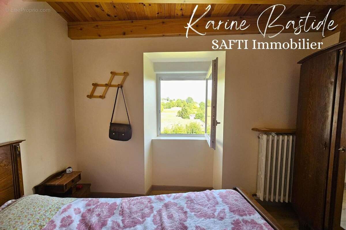 Photo 8 - Maison à SALETTES