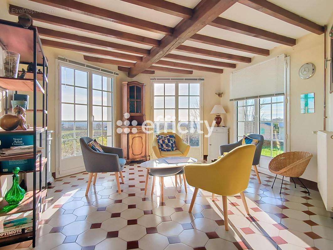 Maison à ROCHECORBON