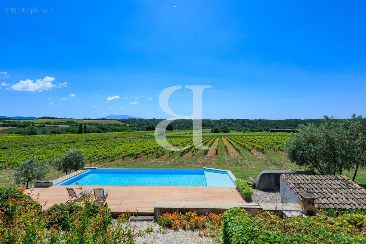 Maison à VAISON-LA-ROMAINE