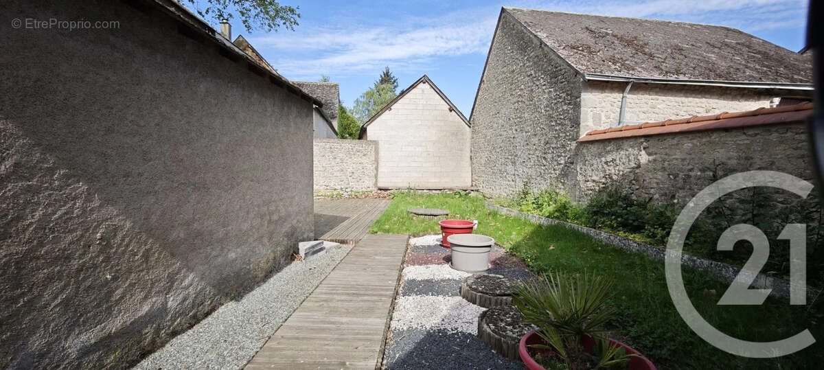 Maison à SANCHEVILLE