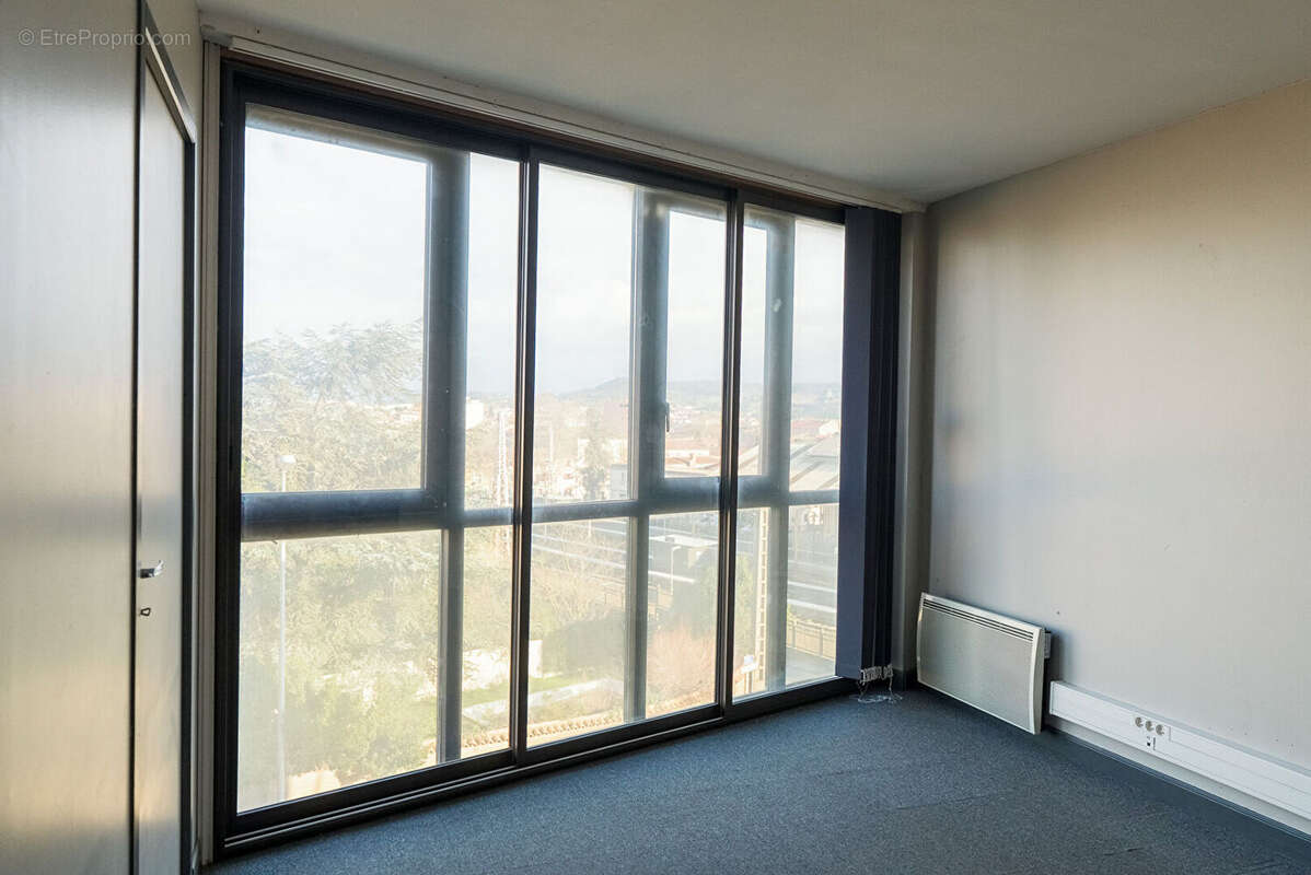 Commerce à CARCASSONNE