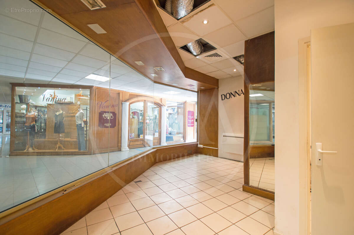 Commerce à CAGNES-SUR-MER