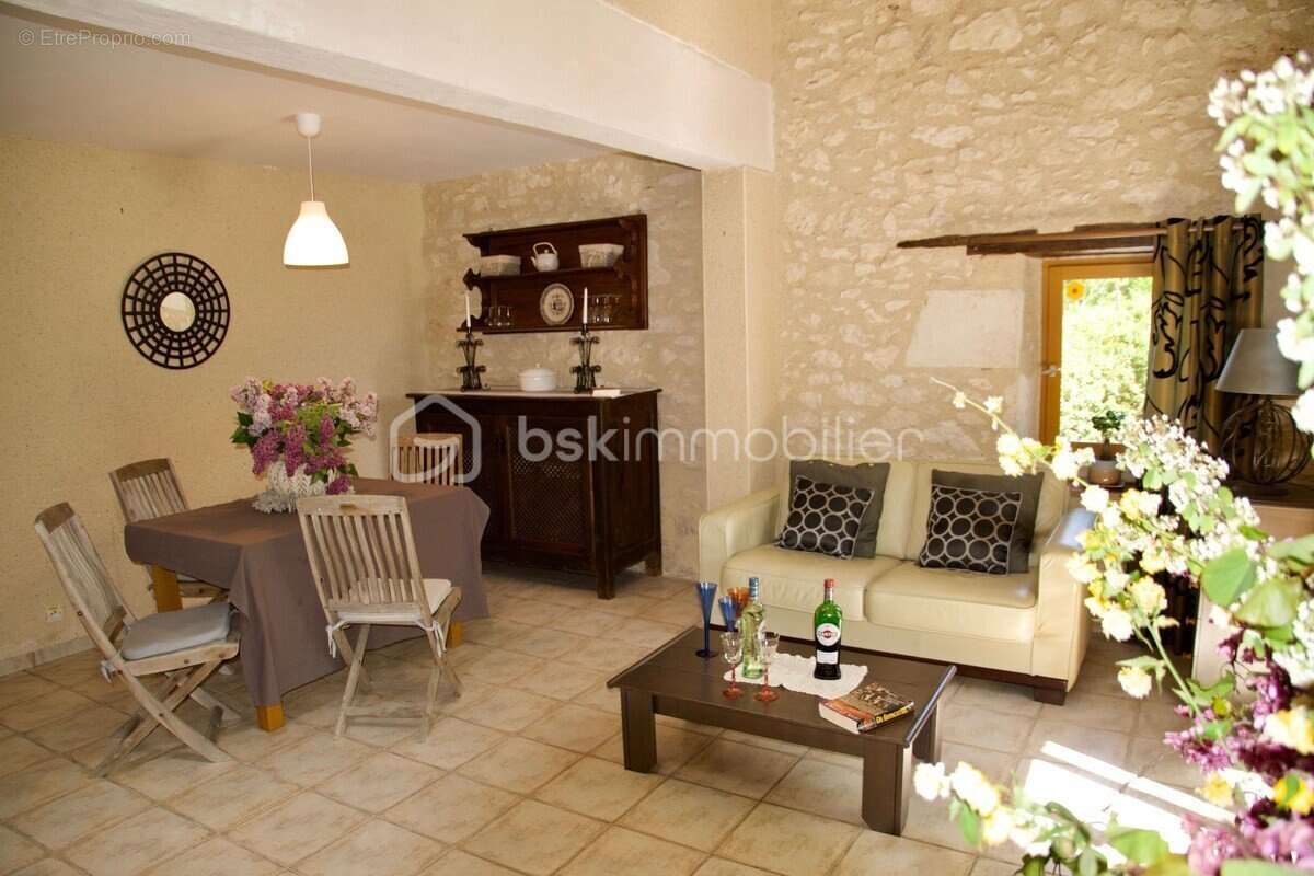 Maison à MONFLANQUIN